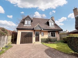 Front external- click for photo gallery